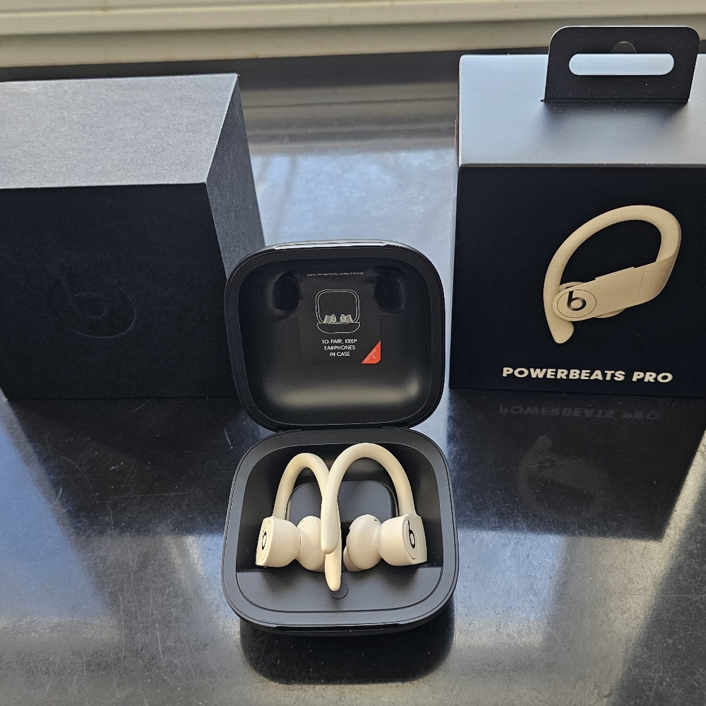Powerbeats Pro Earbuds Ivory